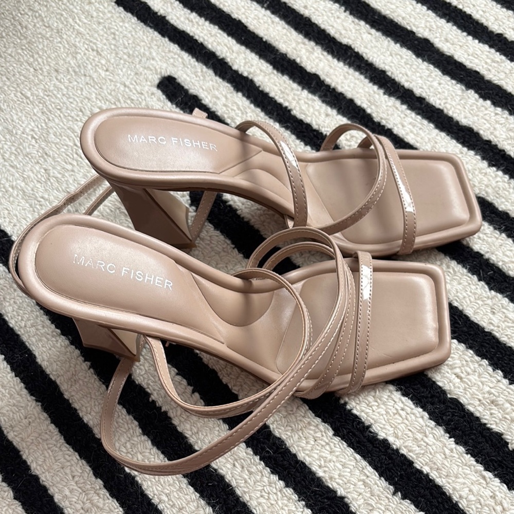 marc fisher nude strappy heels